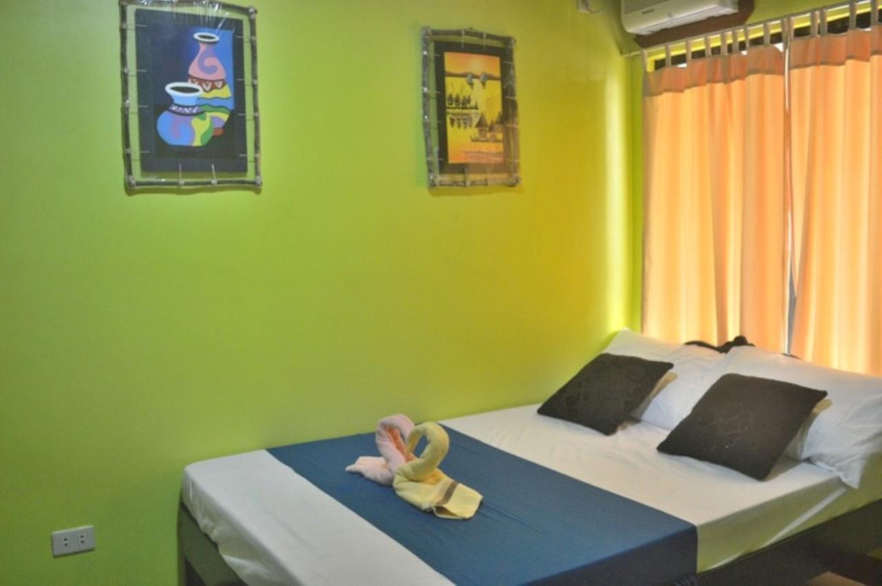 Amelia Homestay Puerto Princesa Ngoại thất bức ảnh